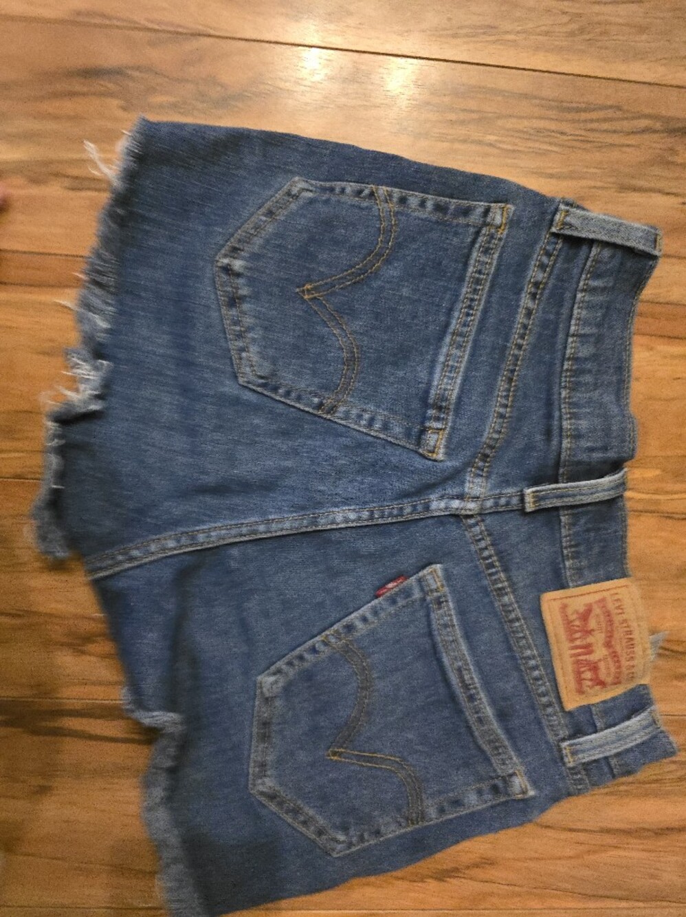 LEVI'S Shorts - Picture 5 of 5